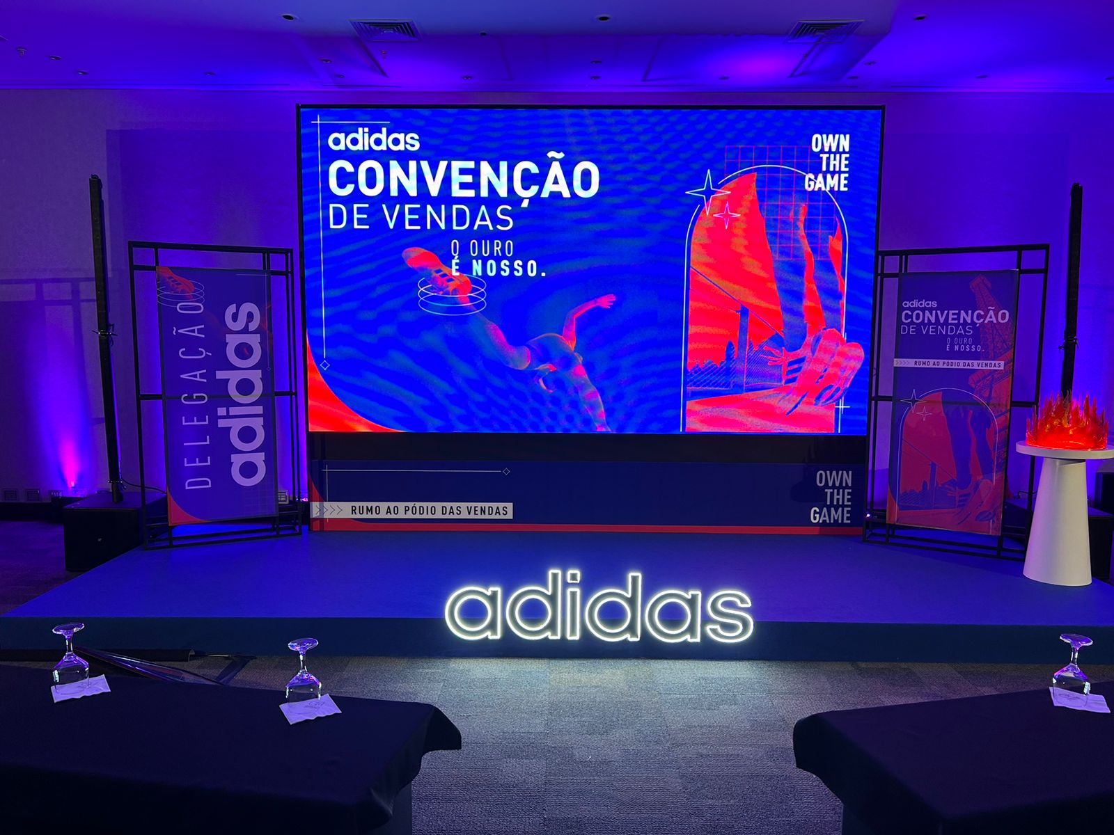 Painel LED LocShow